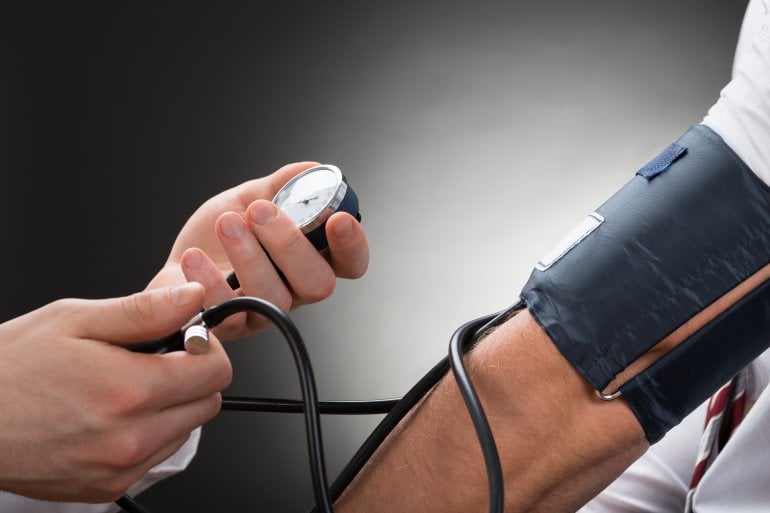 Blutdruck messen nach Einnahme von Amlodipin
