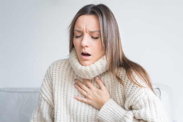 Lungenembolie: Atemnot und beschleunigte Atmung als häufige Symptome