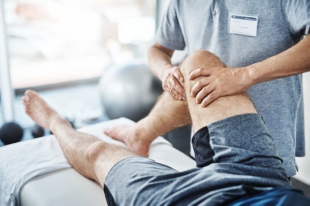 Massage hilft bei Schmerzen durch Arthrose