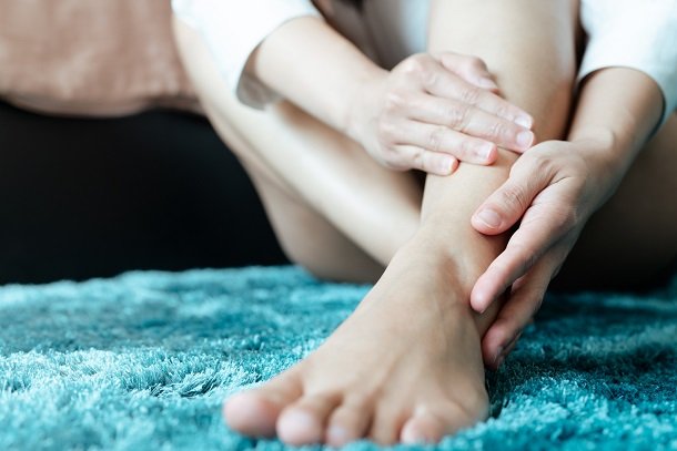 Schmerzen in Armen und Beinen Schmerzen in Armen und Beinen