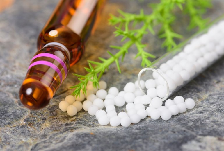 Globuli und homöopathische Tropfen