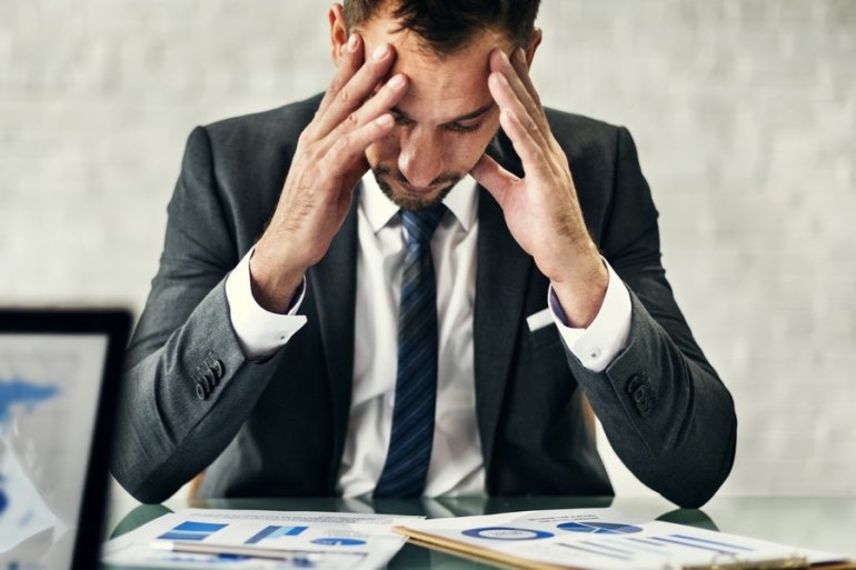 Gestresster Mann mit Burnout