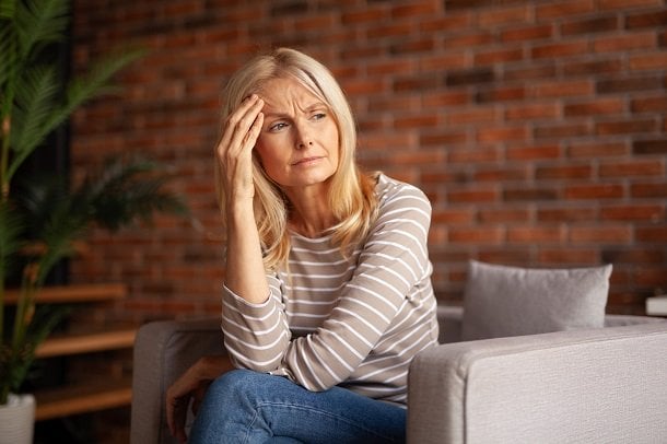 Kopfschmerzen als Bluthochdruck-Symptom Kopfschmerzen als Bluthochdruck-Symptom